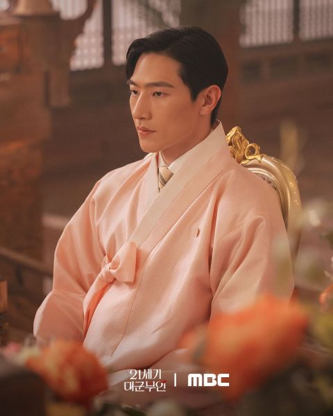 21世纪大君夫人 鲁常泫 孔升妍_21世纪大君夫人韩剧